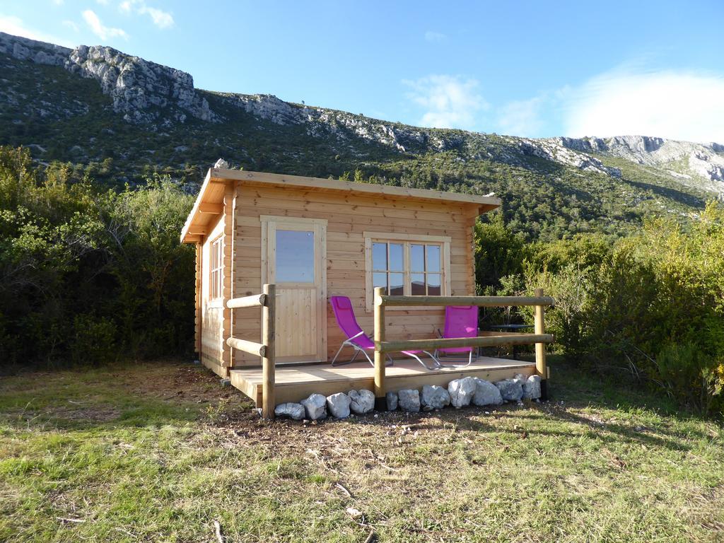 Ferme Saint Pierre Hotell Bargème Exteriör bild