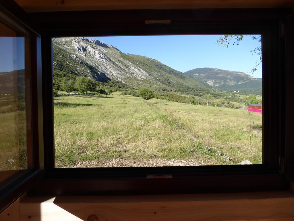 Ferme Saint Pierre Hotell Bargème Exteriör bild